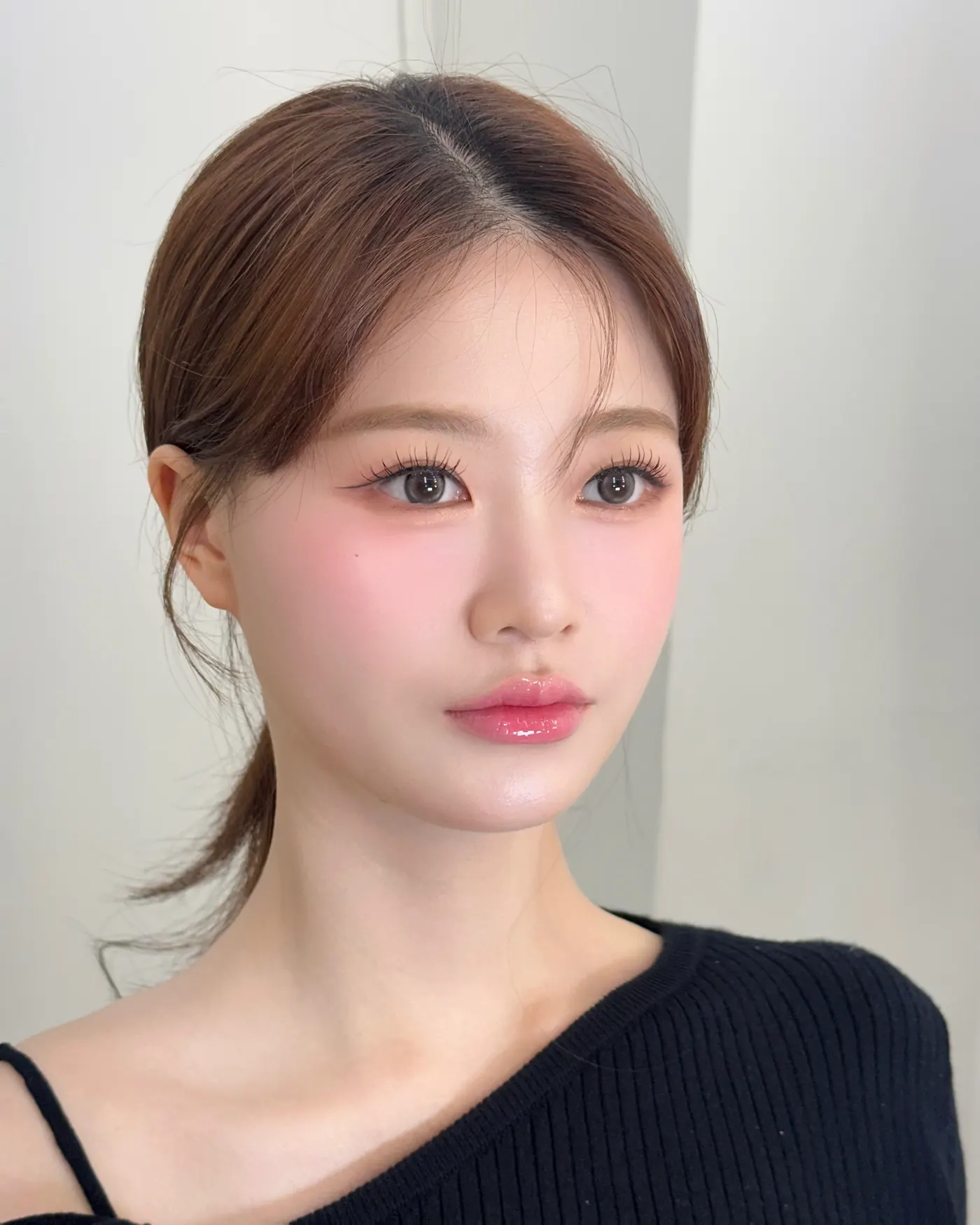 청담동 미용실 글로우 메이크업 완성 컷